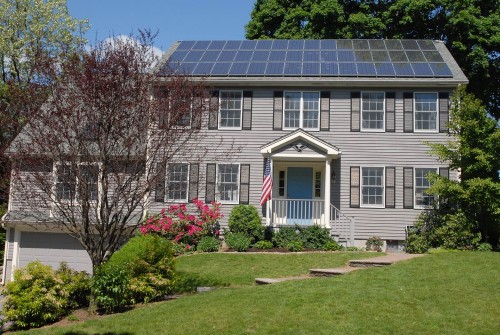 Massachusetts lawmakers sponsor 100% renewable energy bill