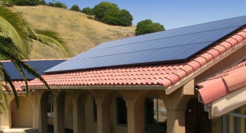SunPower’s new solar shingles are 15% more efficient than conventional photovoltaics